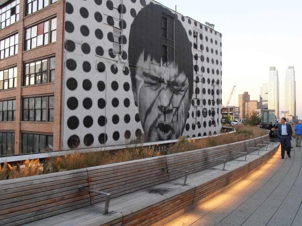 rt all around The High Line - Elevated Linear Park in NYC